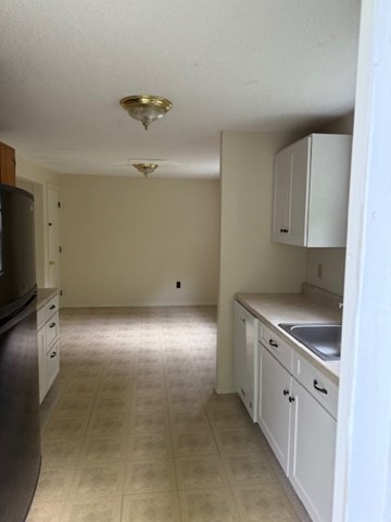 609 Flat Hill Rd, Lunenburg