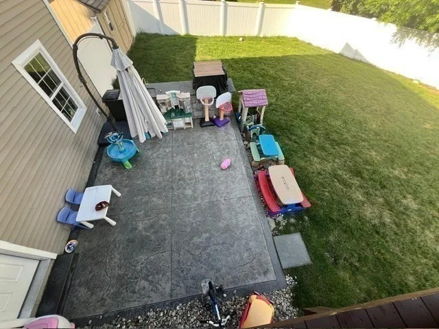 90 Cook Ln, Marlborough