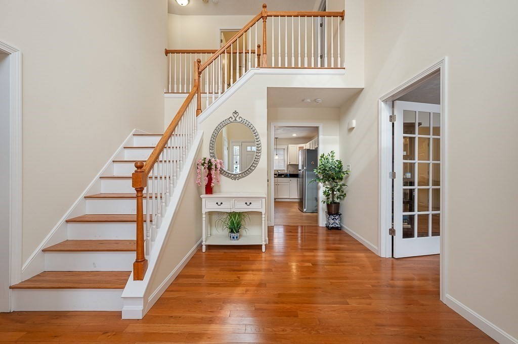 3 Moore Dr, Millbury