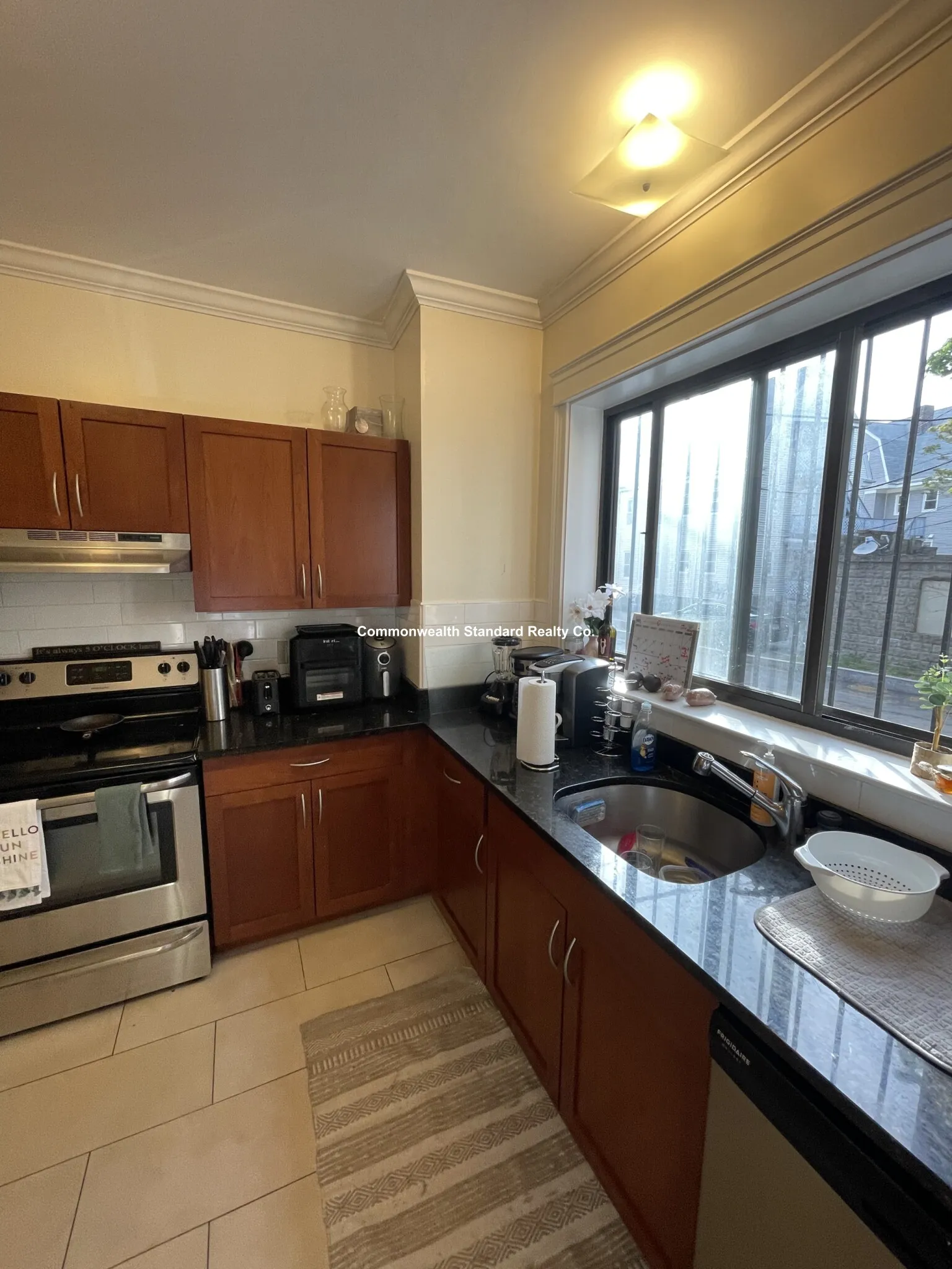 27 Glenville Ave, Allston