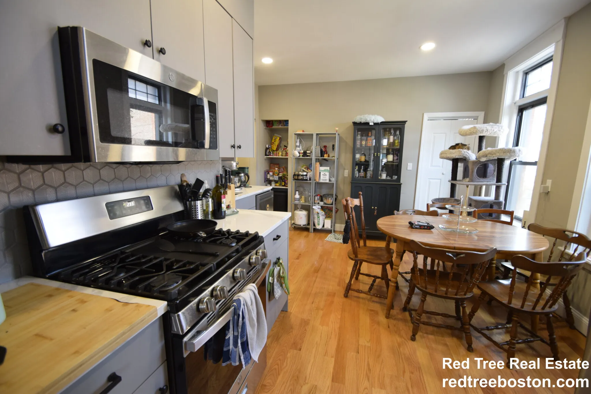 1914 Beacon St, Brighton