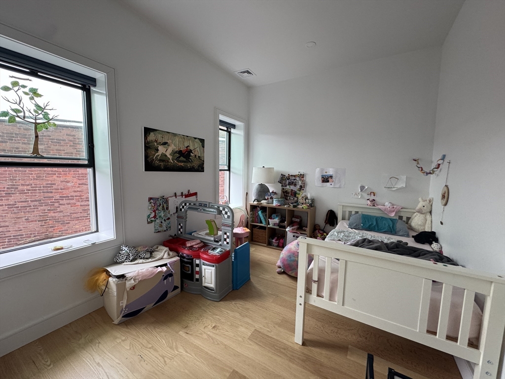 1 Strathmore Rd, Brookline