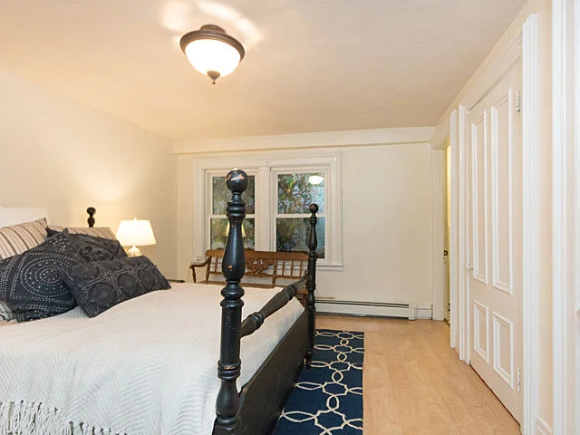 94 West Cedar St, Beacon Hill