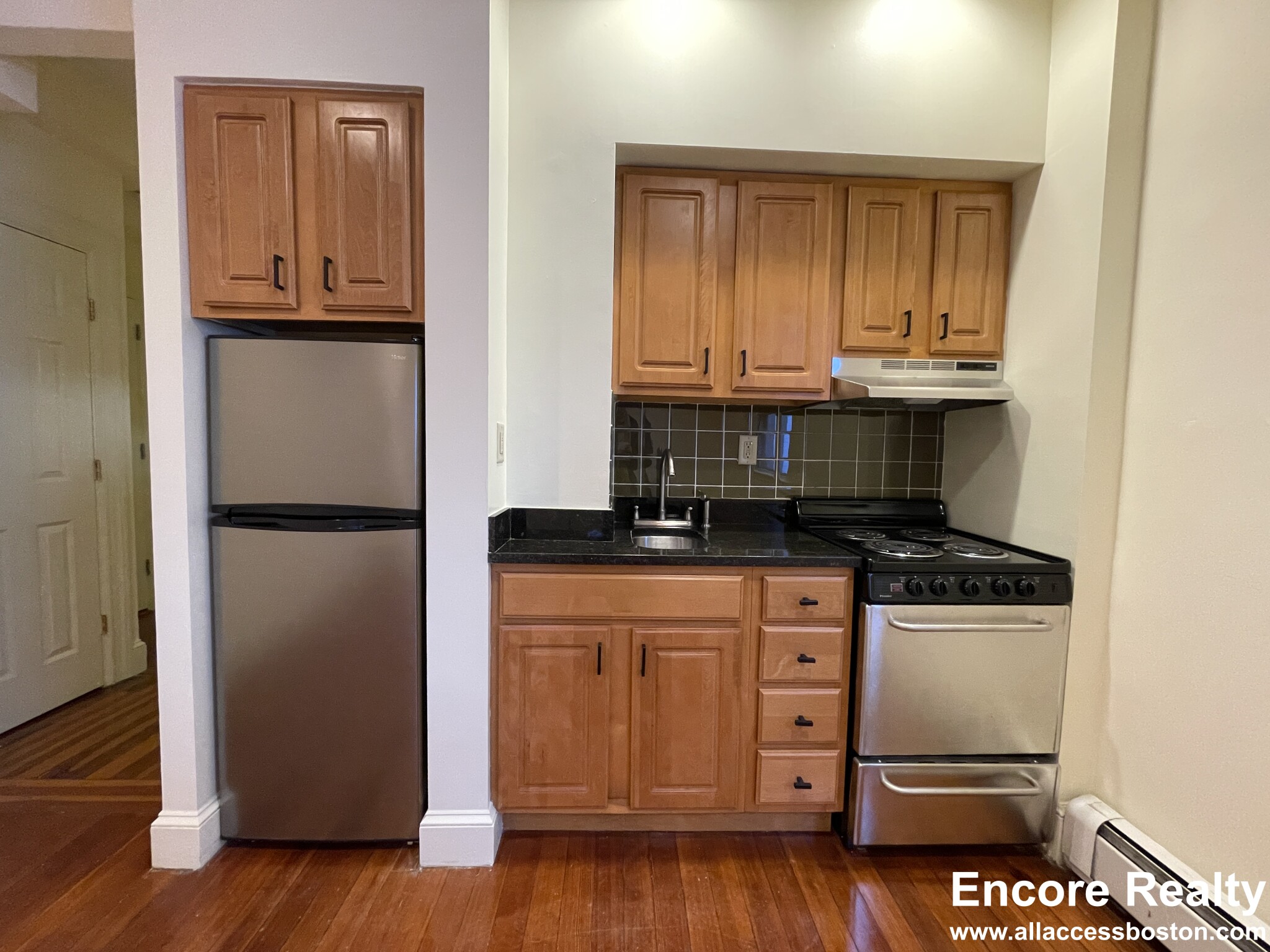 457 Centre St, Newton Corner