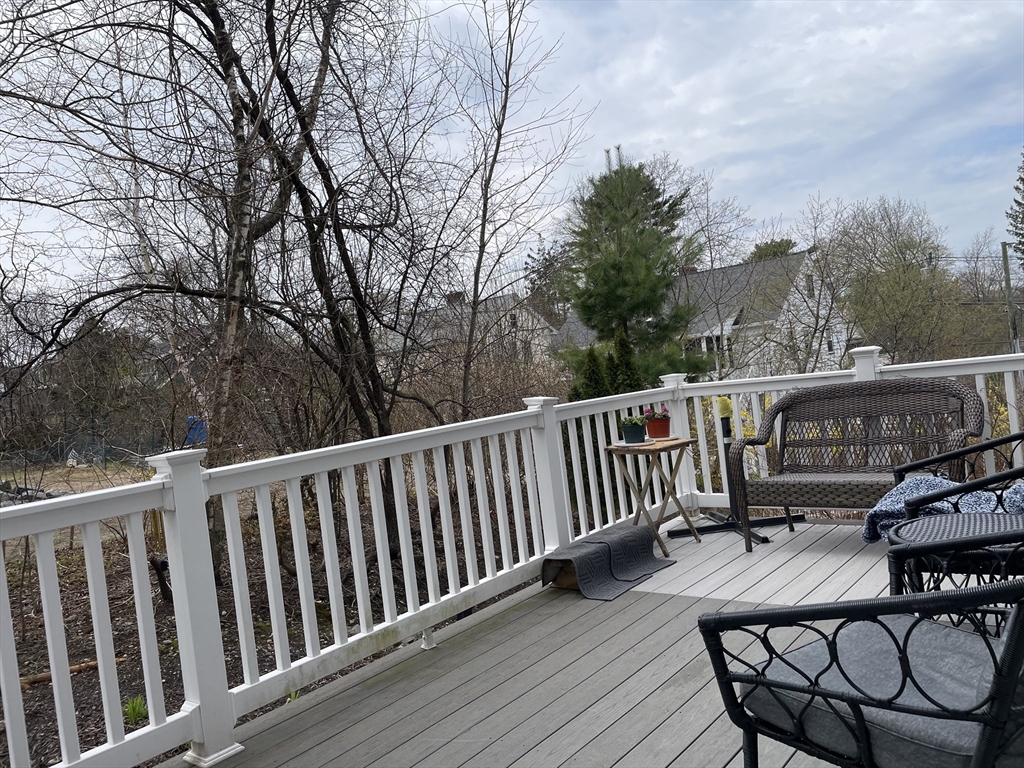 884 Chestnut St, Waban