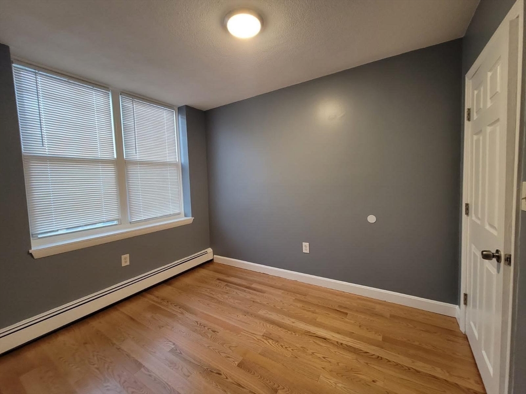 237 Chestnut St, Chelsea