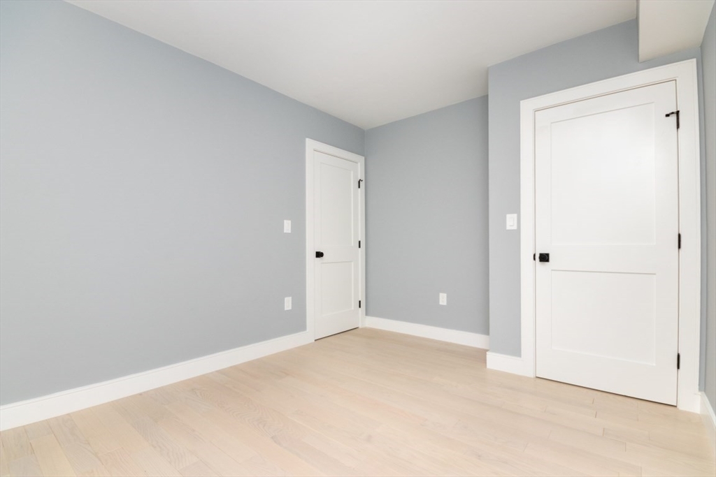 140 Otis St, East Cambridge