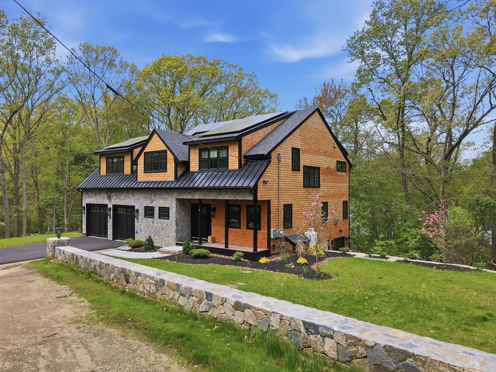 22 Kruger Rd, Hopkinton
