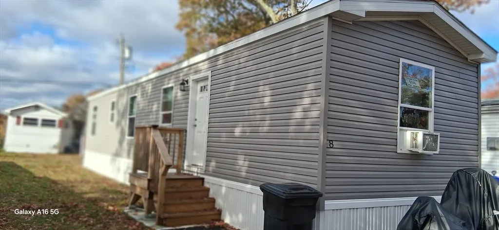 8 Mayflower Ave, Taunton