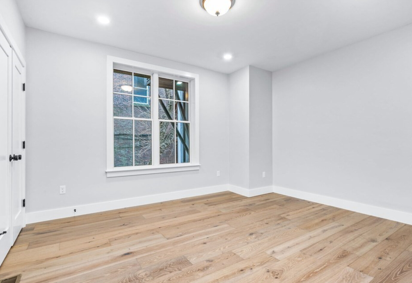 300 Somerville Ave, Ward Two