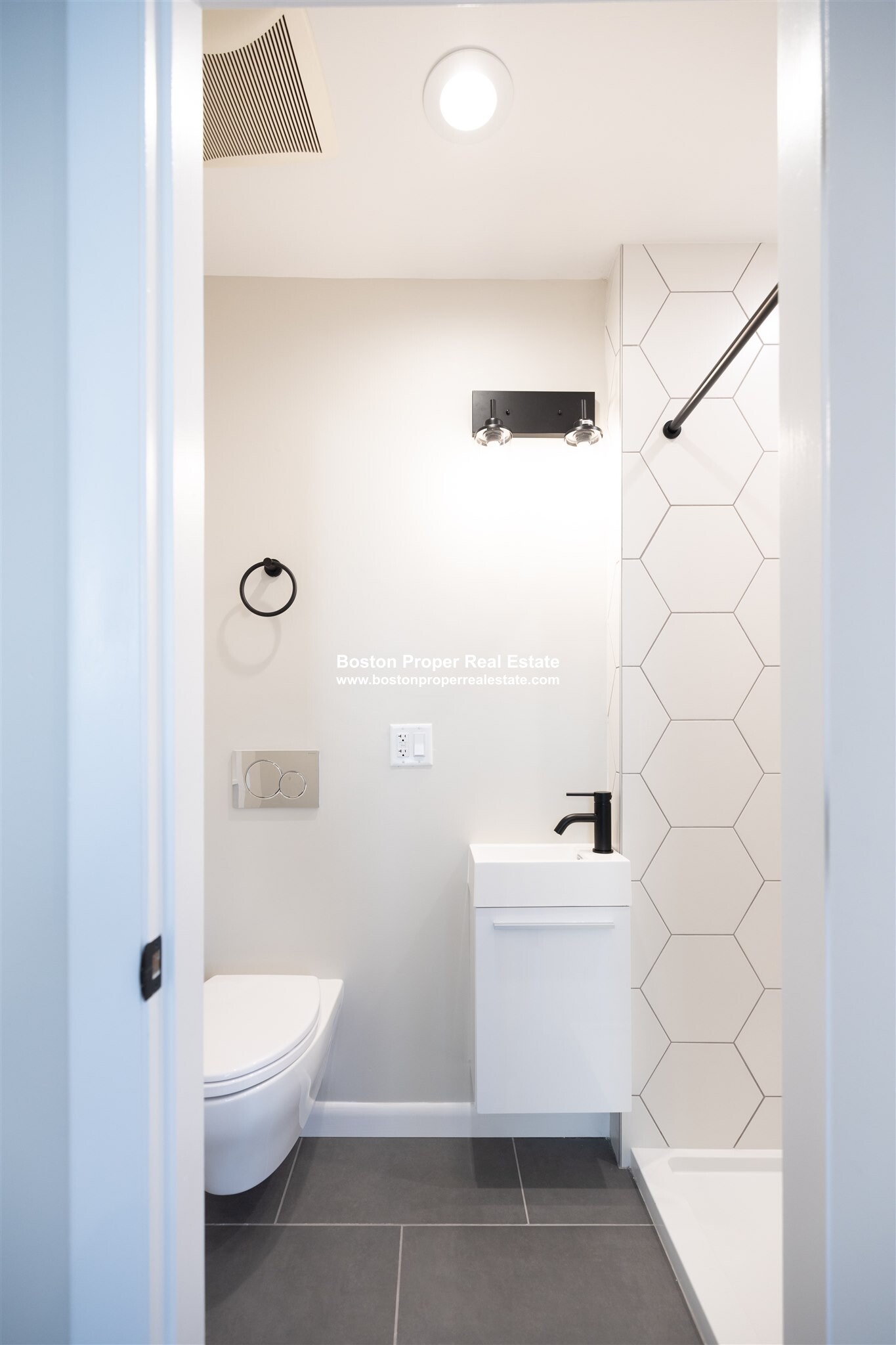 158 Saint Botolph St, Back Bay