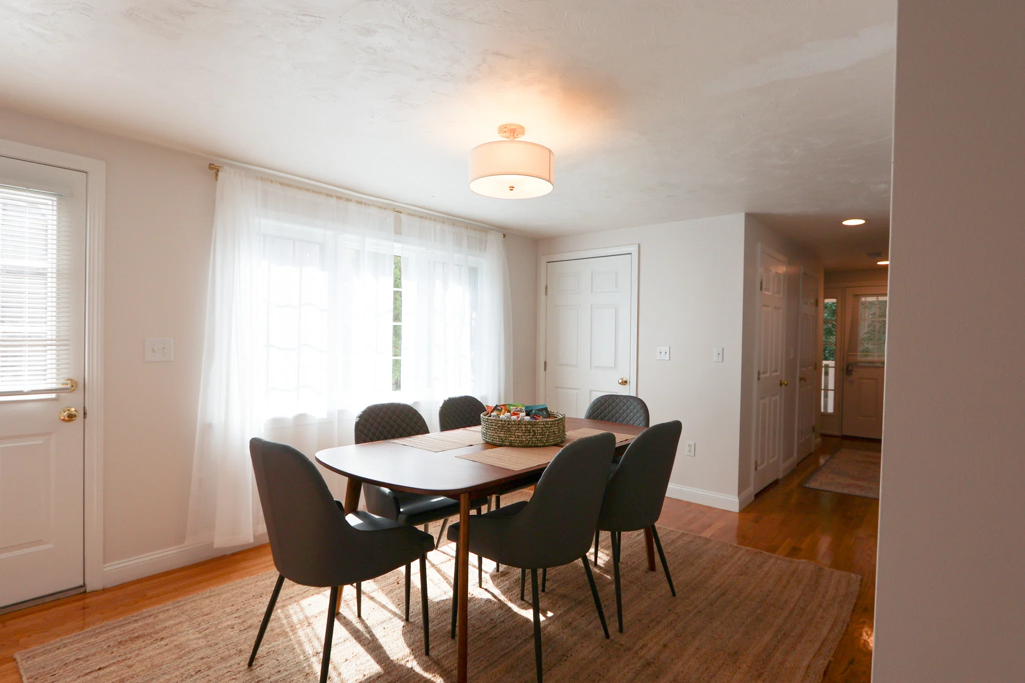 25 Jay St, Riverside