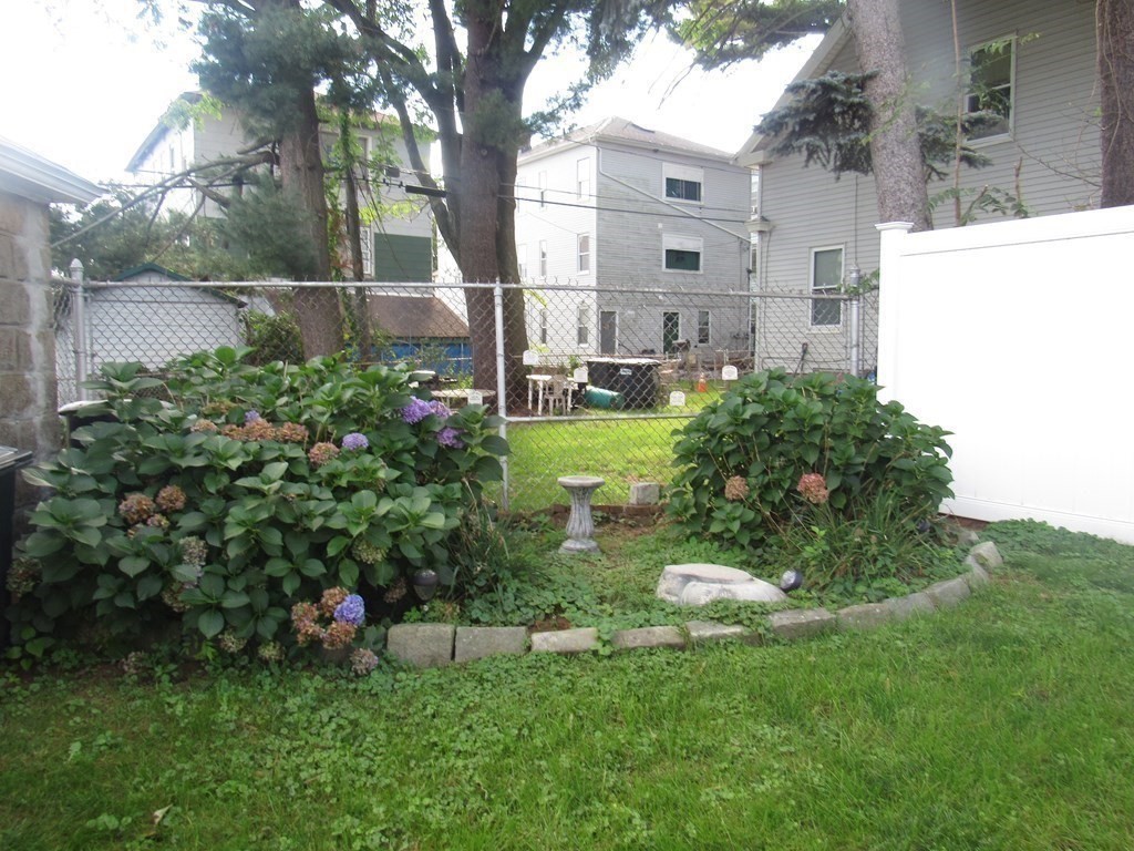 40 Ames St, Rice Square