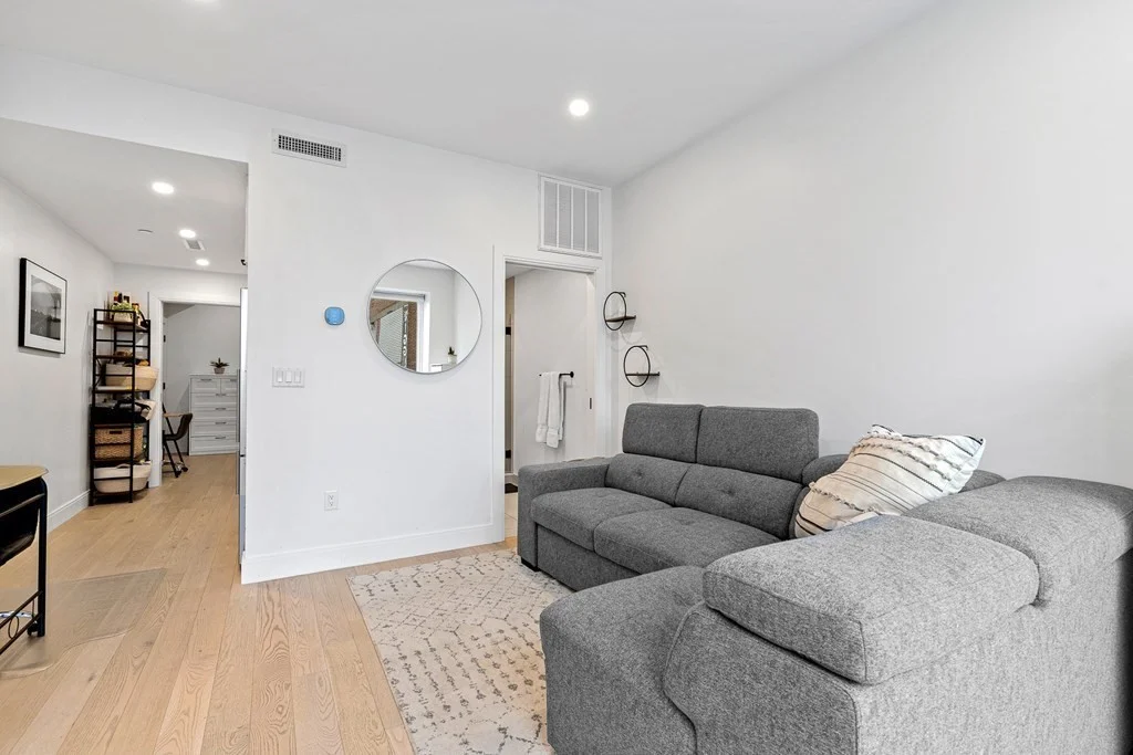 71 Border St, East Boston