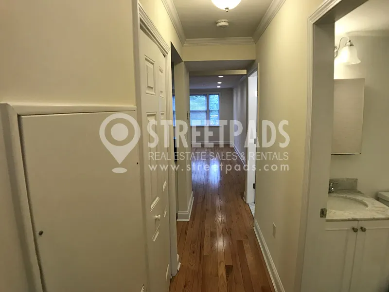 55 Langdon St, Neighborhood Nine