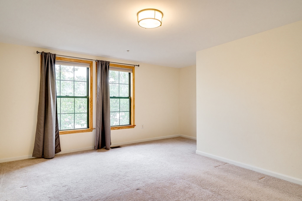 210 Broadway, Everett