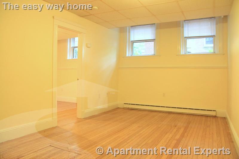 18 Chauncy St, Harvard Square