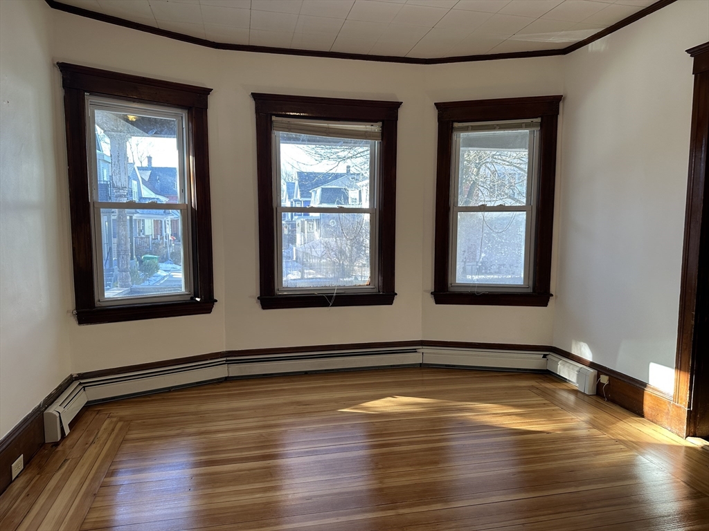 56 Bower St, West Medford