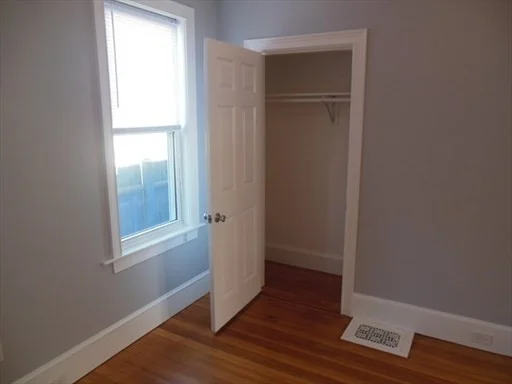 5 Pearl St, Salem