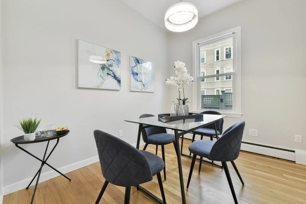 30 Lowell Sreet, Harvard Square