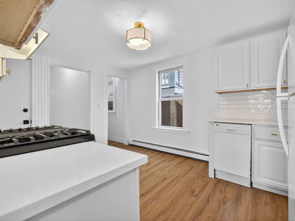 471 Medford St, Winter Hill