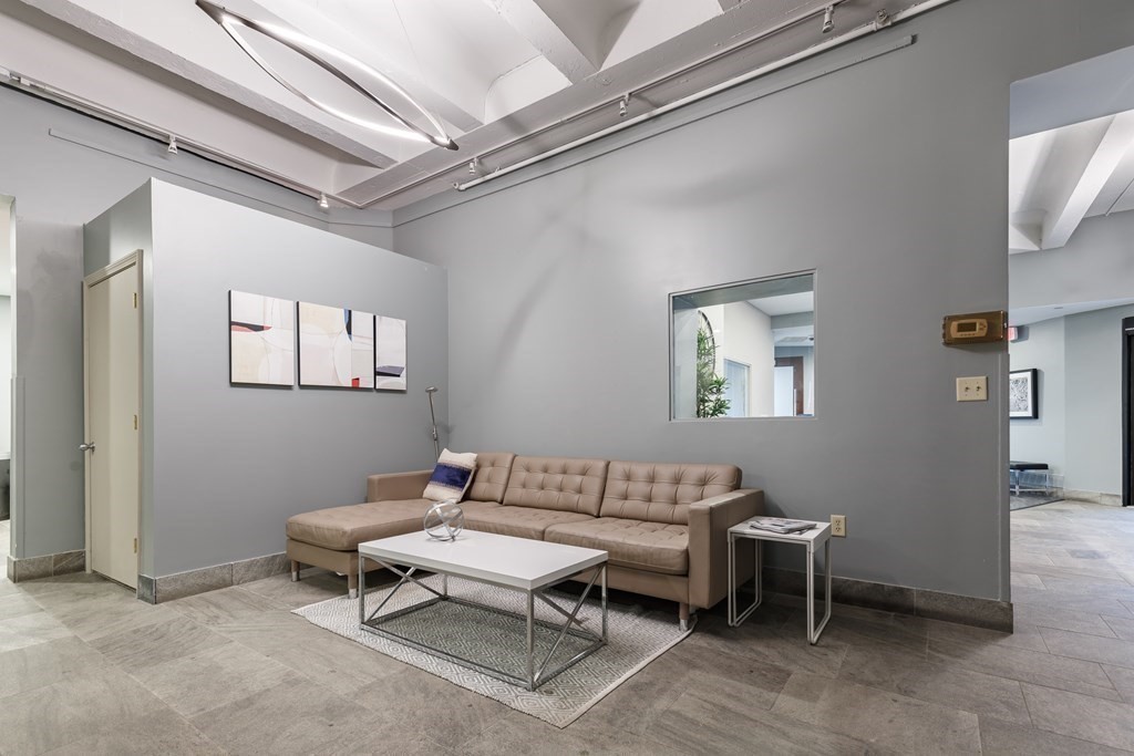 12 Stoneholm, Fenway