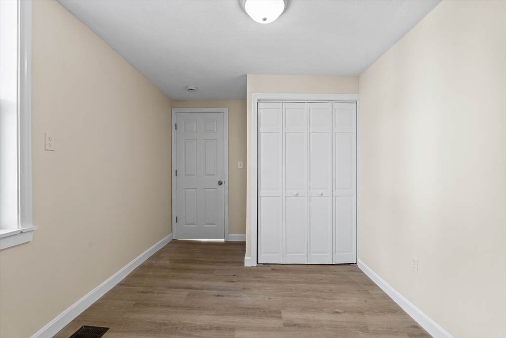 276 W 3rd St, South Boston