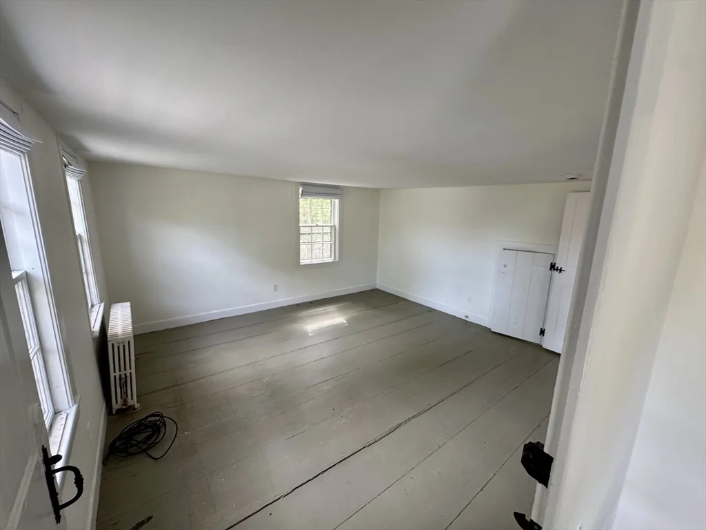 198 Main St, Sandwich (village)