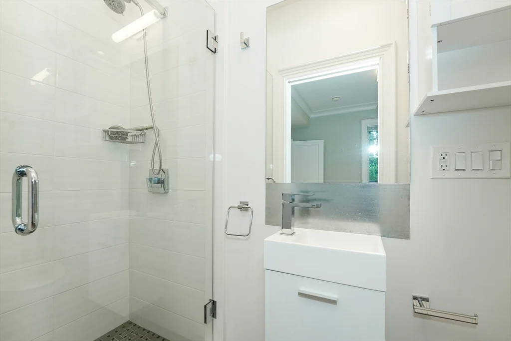 23 Irving St, Mid-Cambridge