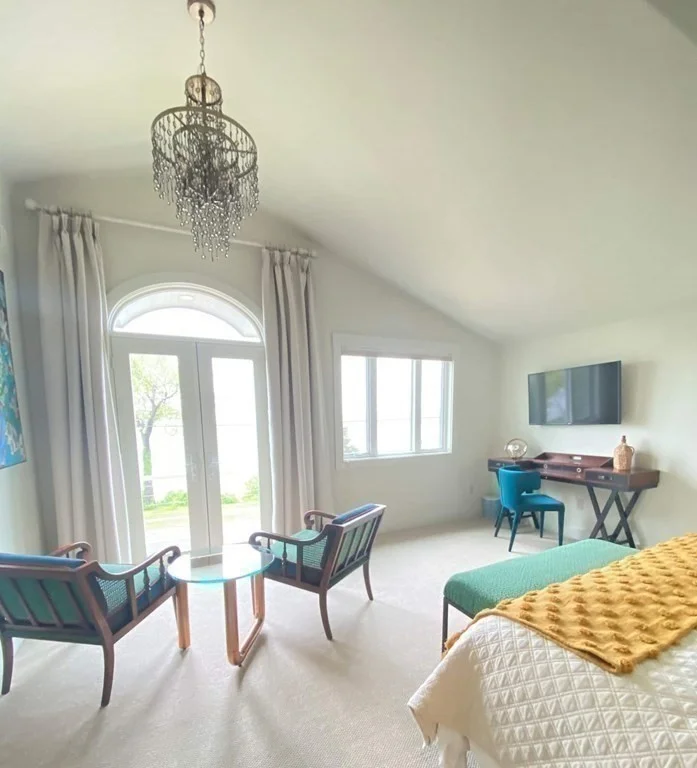 88 Little Neck Rd, Great Neck