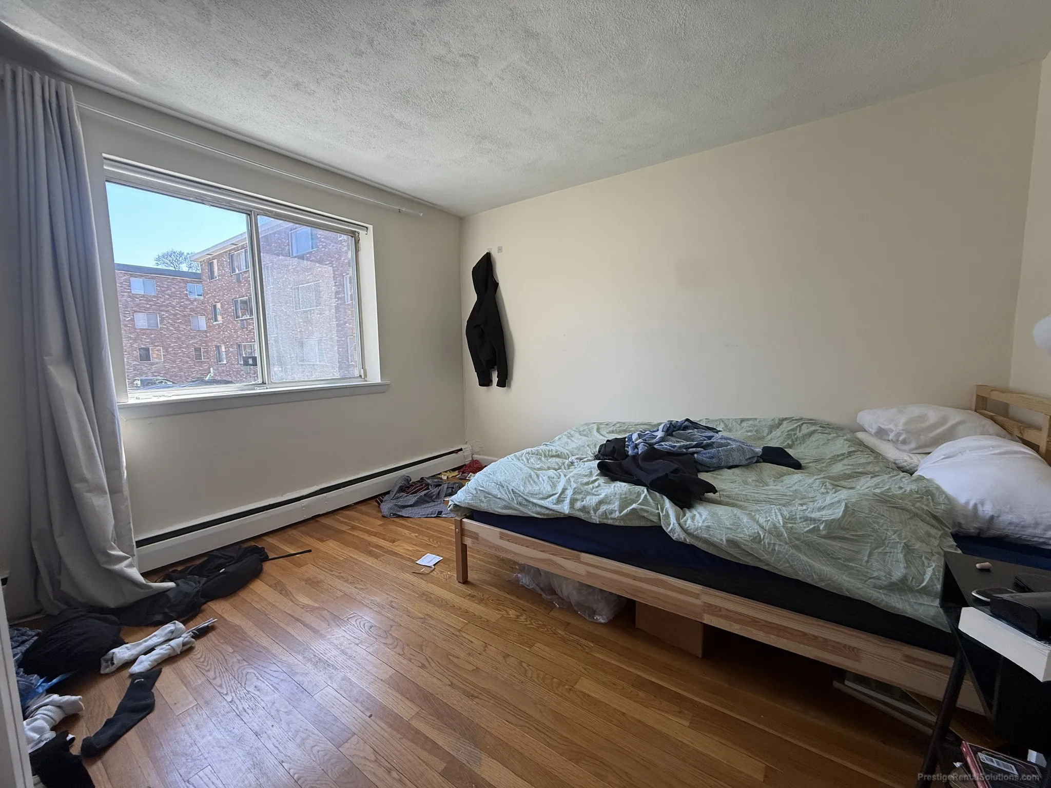 84 Gardner St, Allston