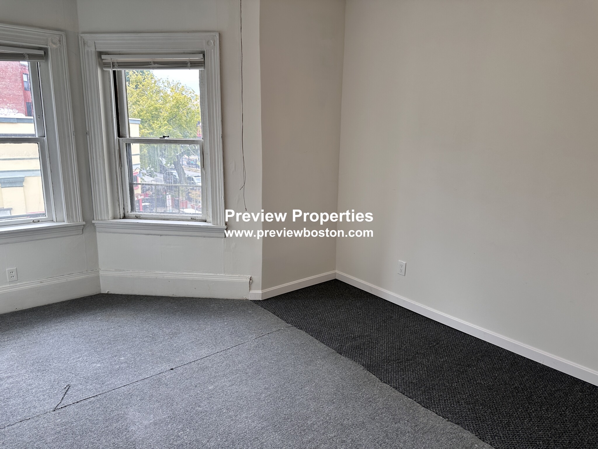 923 Beacon St, Fenway