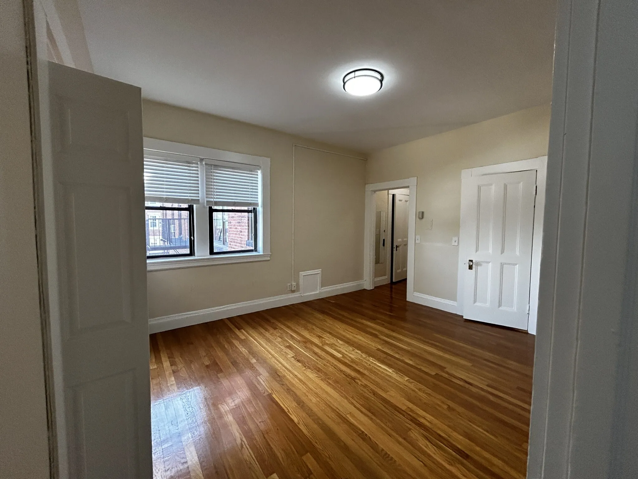 1470 Beacon St, Corey Hill