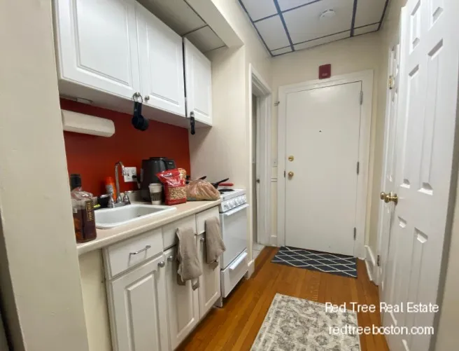 10 Beacon St, Downtown