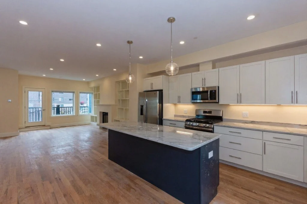 122 Tremont St, Brighton