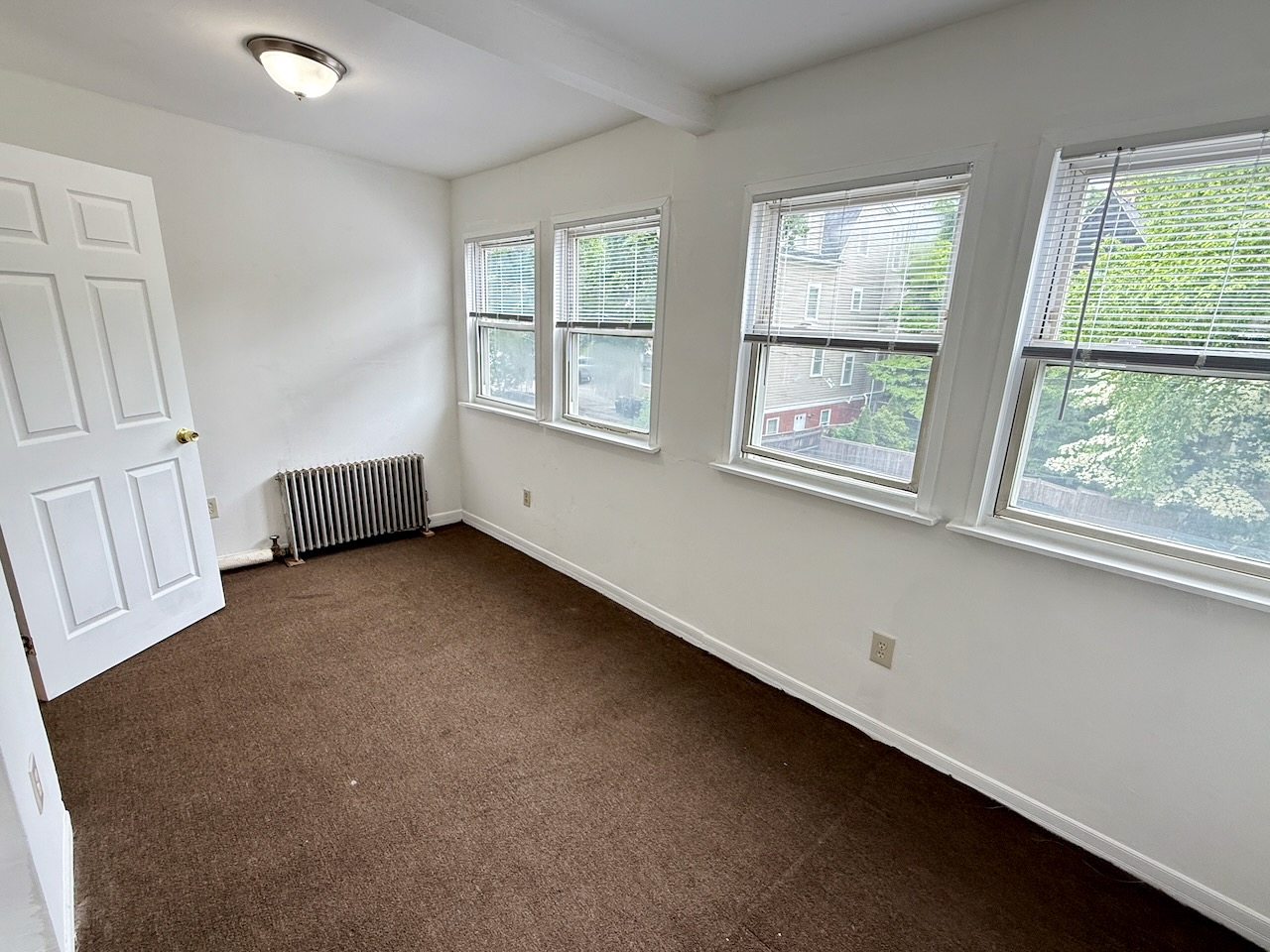 17 Warwick Rd, Salisbury Road - Corey Farm