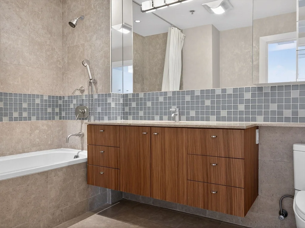 234 Causeway St, North End