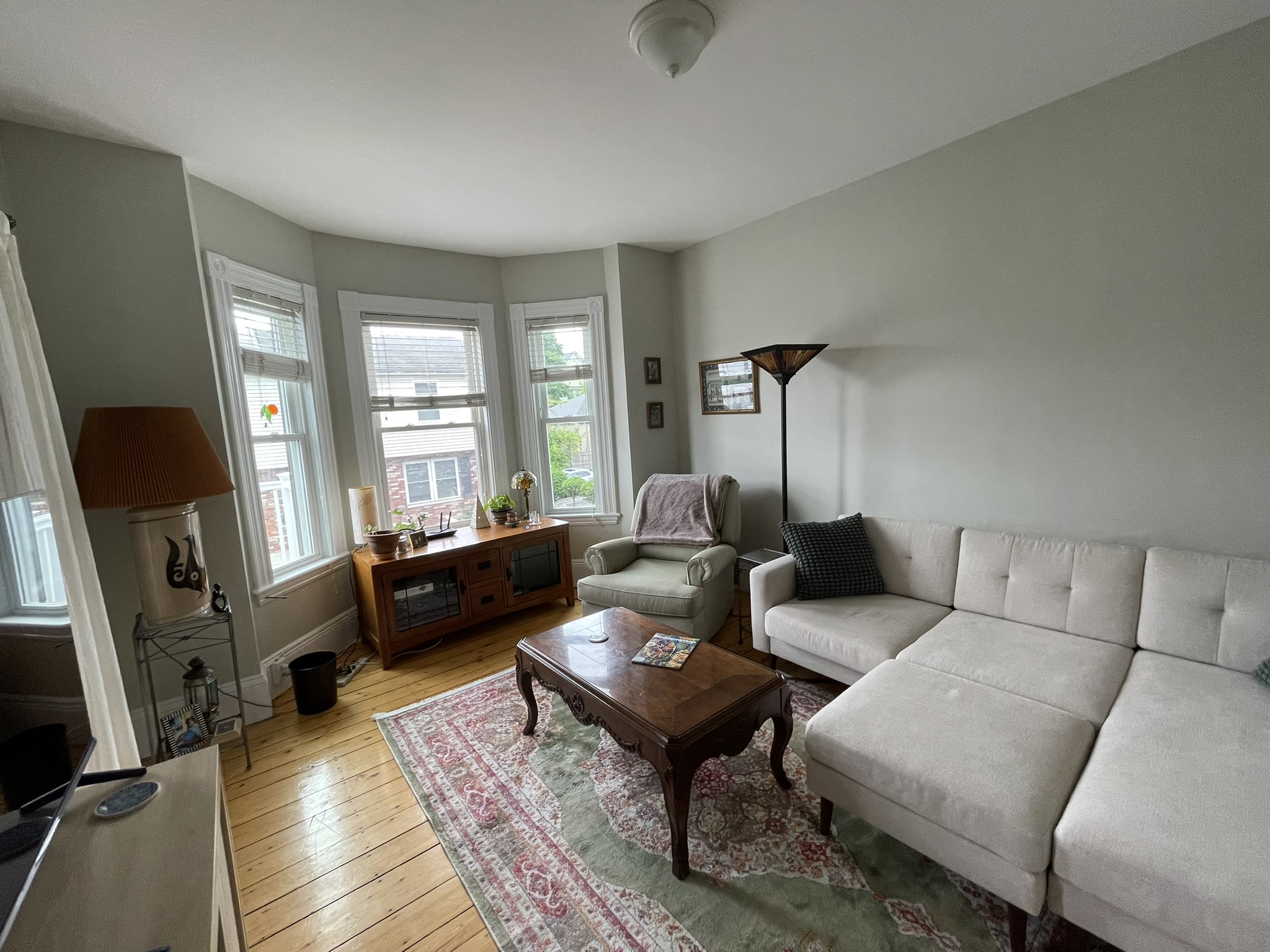 1 Bellevue Ter, South Medford