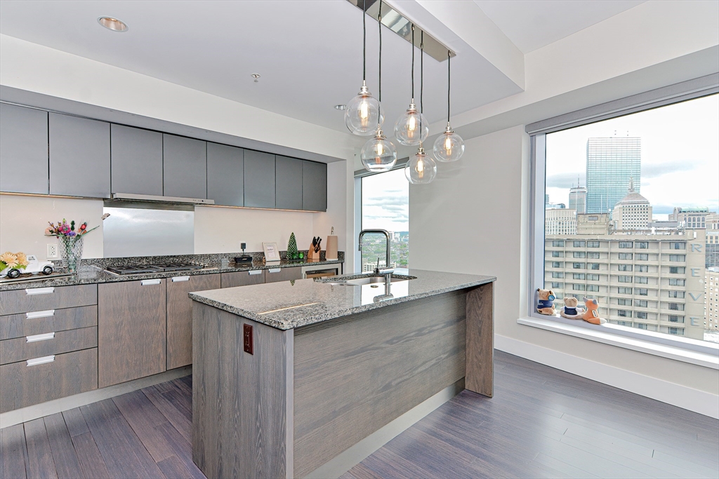 110 Stuart St, Back Bay