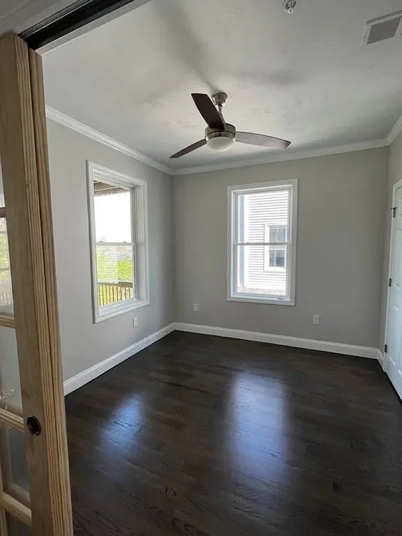 20 Meadow St, Fall River