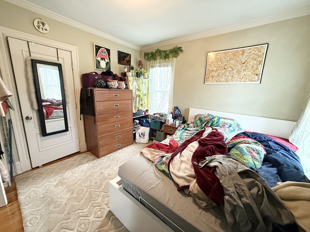 81 Florence St, Roslindale