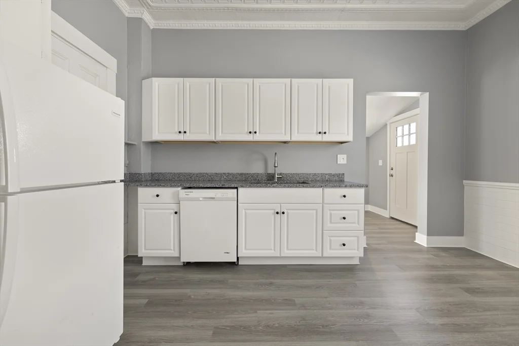 275 Market St, Rockland