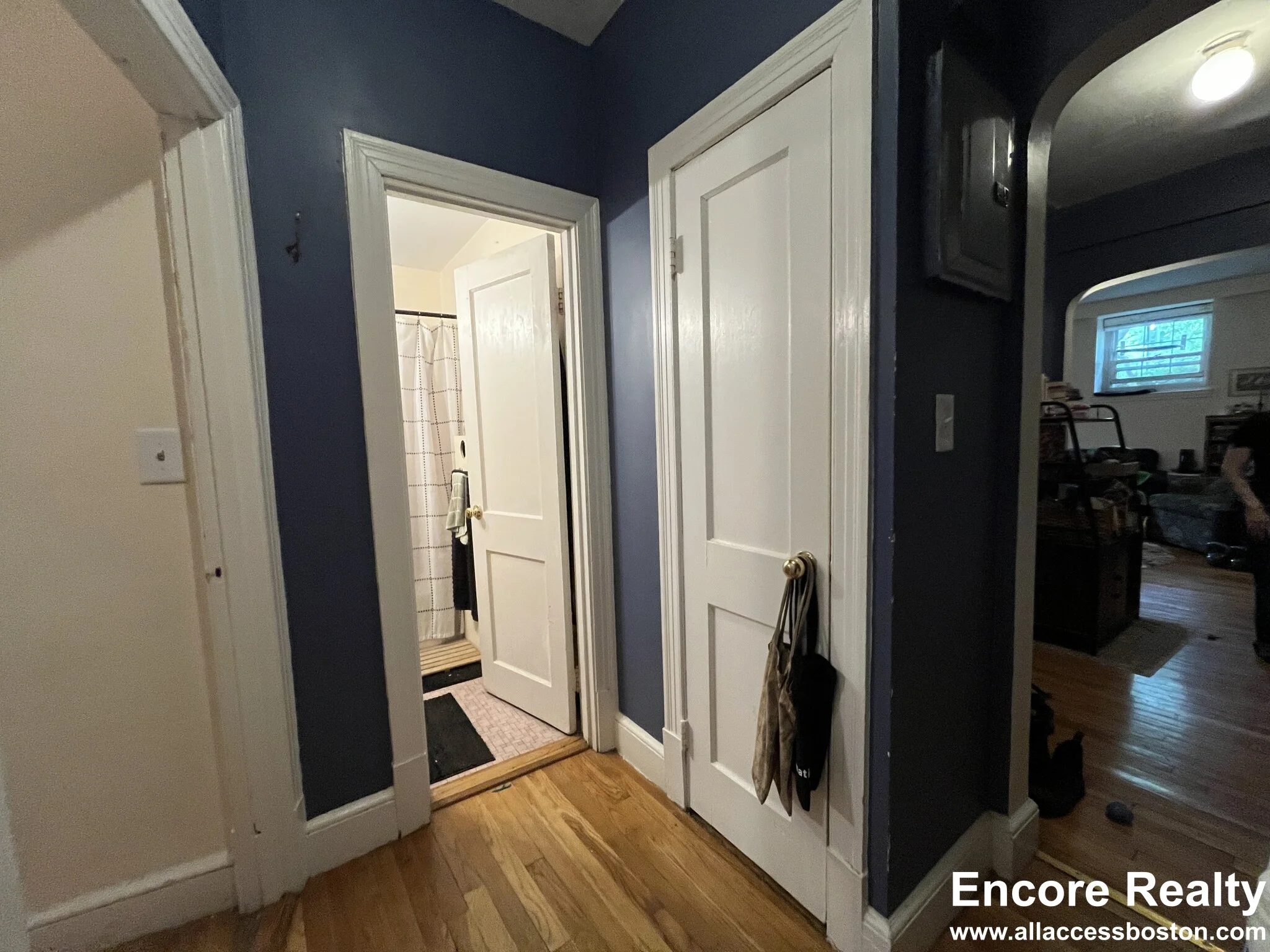 1555 Beacon St, Brookline