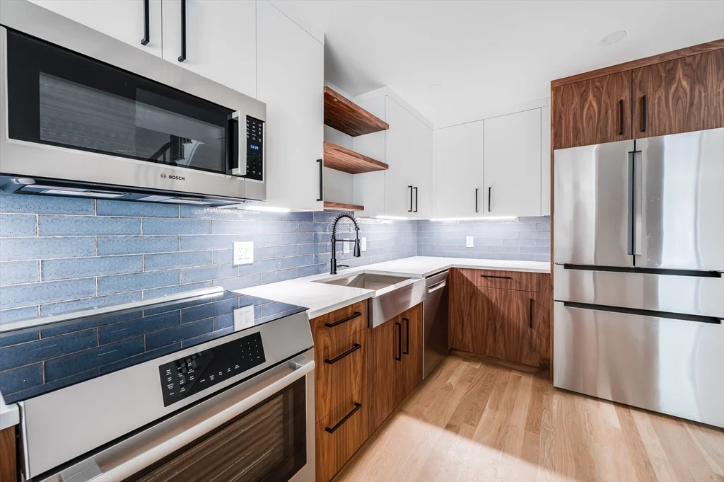 199 Coolidge Ave, Watertown