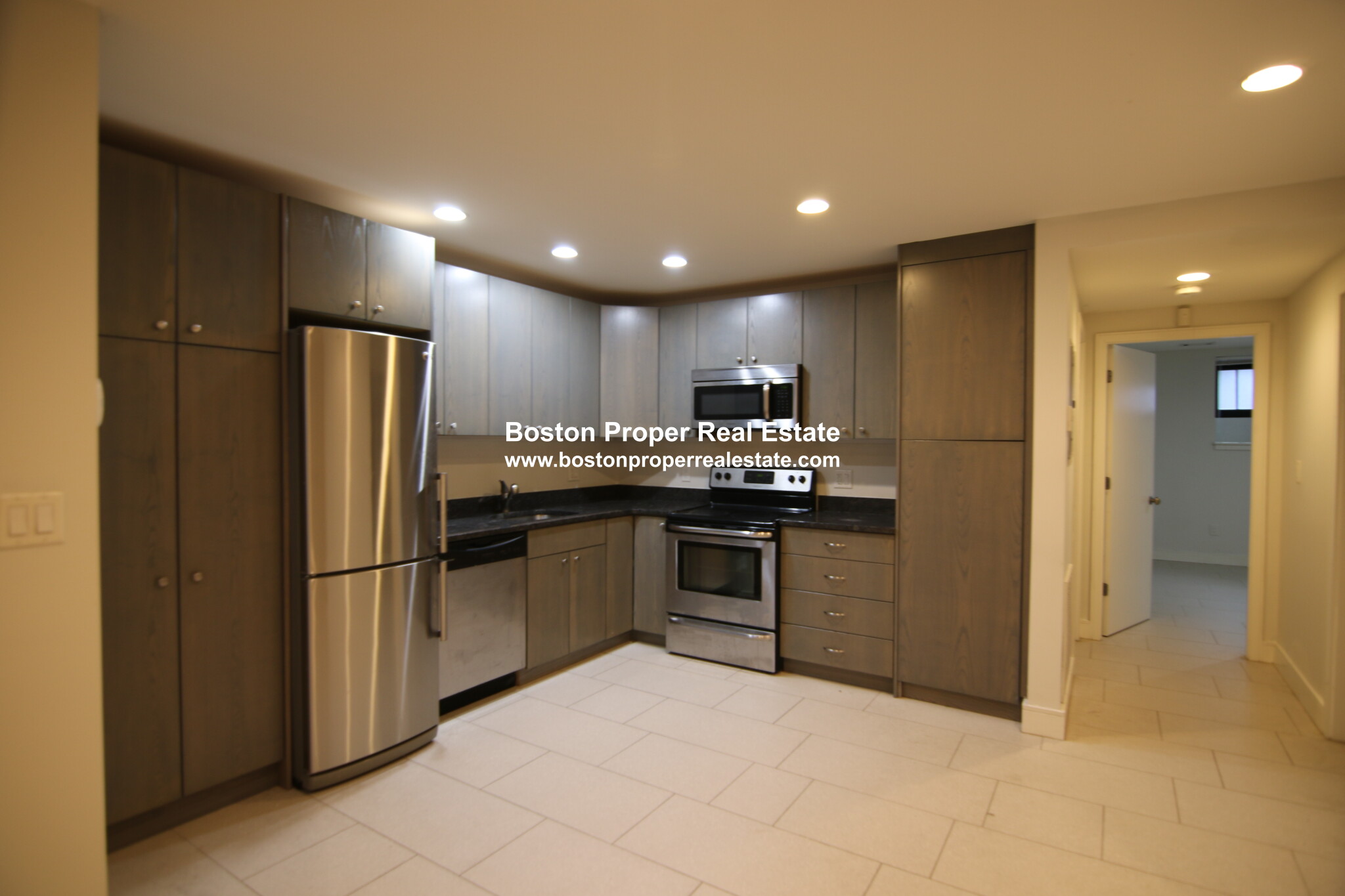 557 Columbus Ave, South End