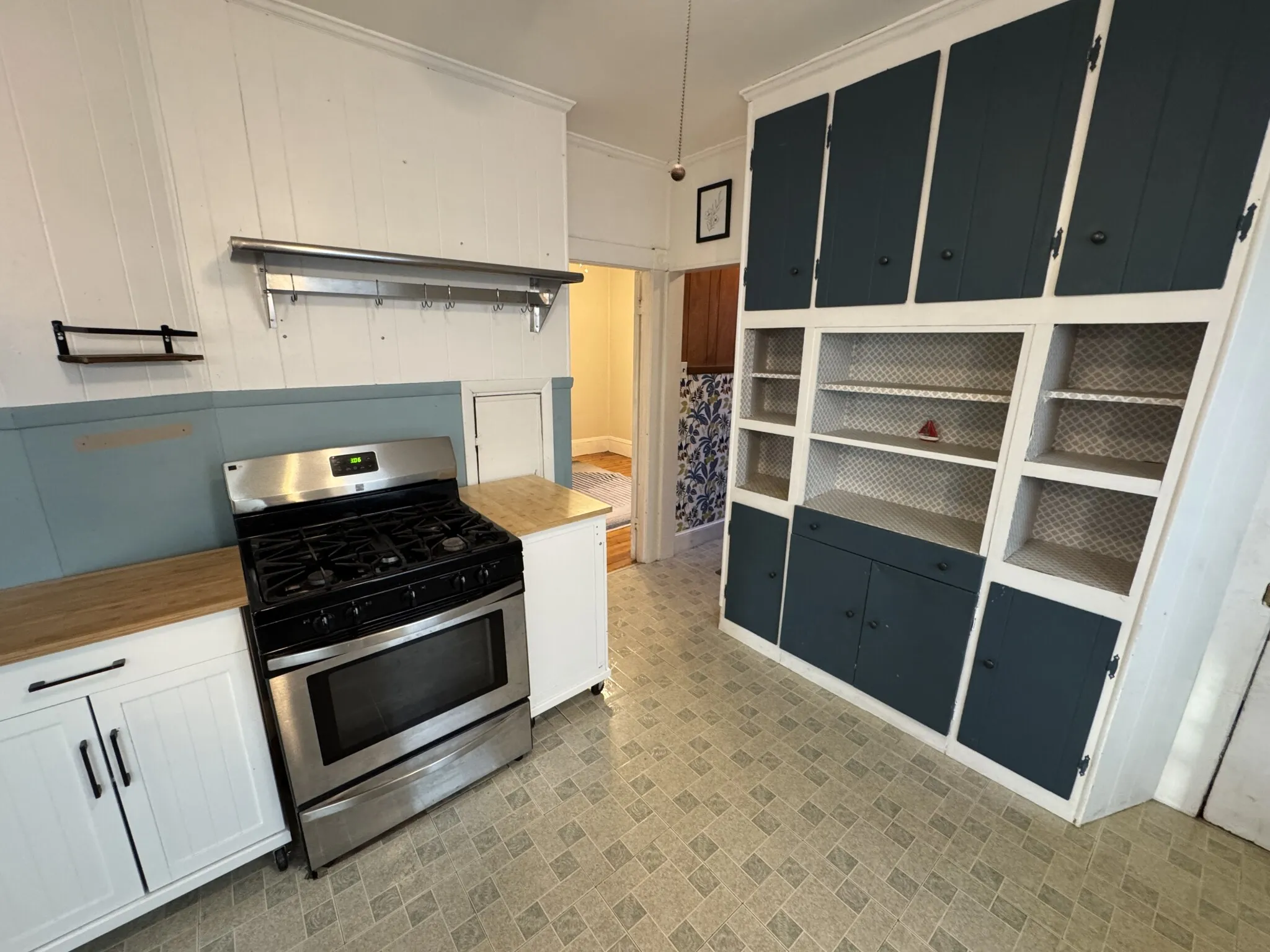 377 Highland Ave, Powder House Square