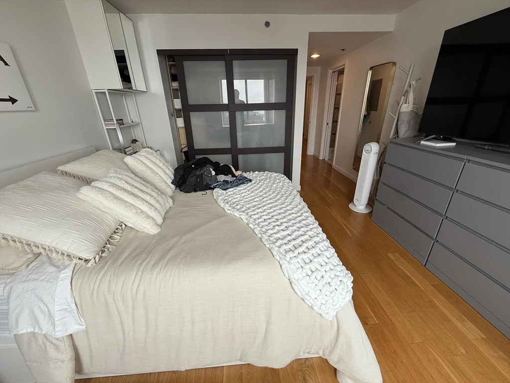 8 Museum Way, East Cambridge