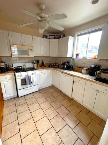 2 Paige, South Boston