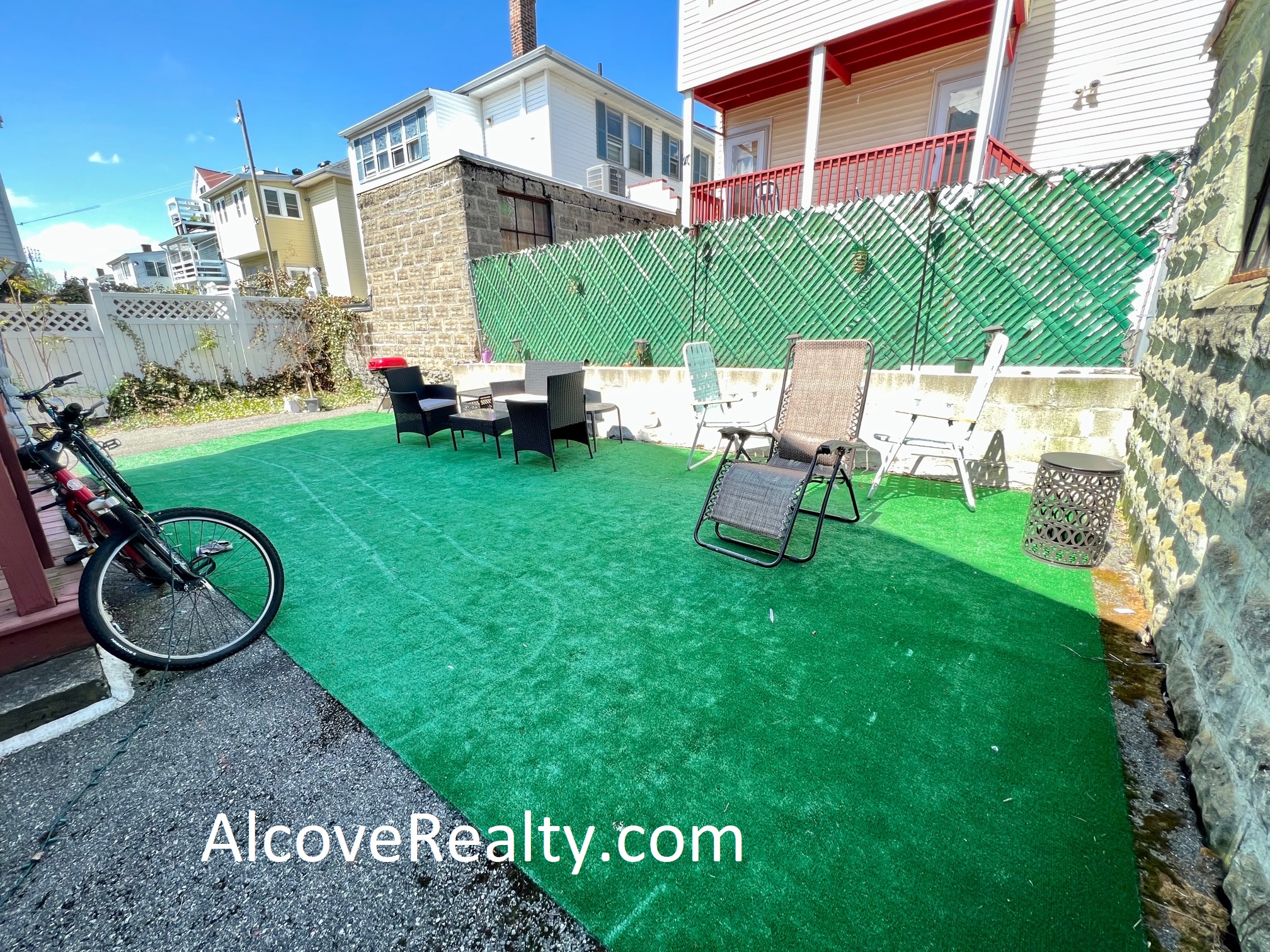 37 Sterling St, West Somerville