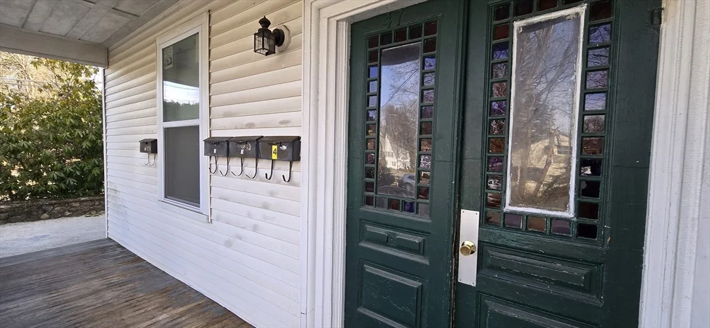 47 Cocasset St, Foxboro